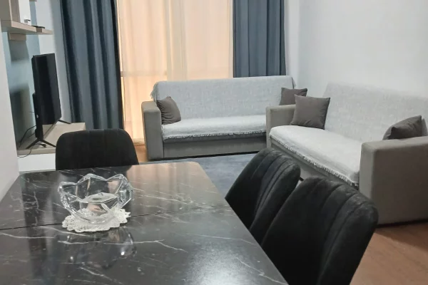 Apartament me Qira në Fresk – 2+1!