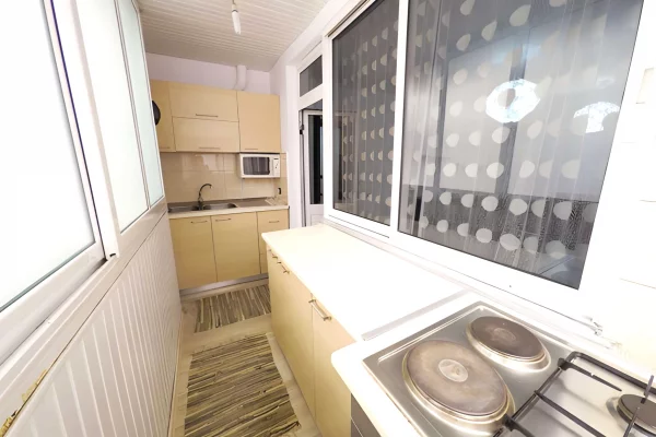 Shtepi me qera Apartament ne Tirane, 1+1, Mobilimi E mobiluar, Pagesa 500  Euro.