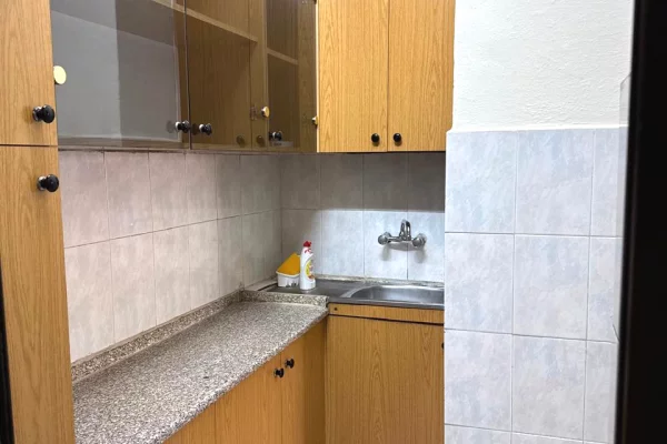 Appartamento in affitto a Tirana 1+1, Arredato