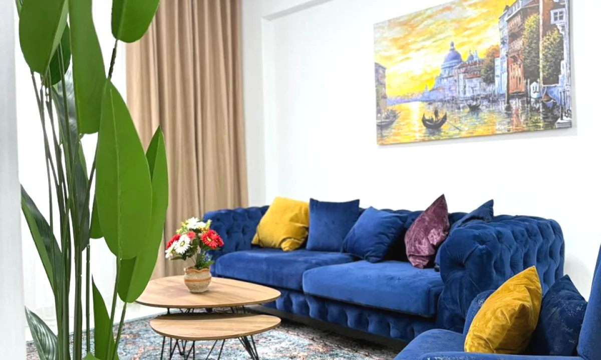 Appartamento in affitto a Tirana 2+1, Arredato