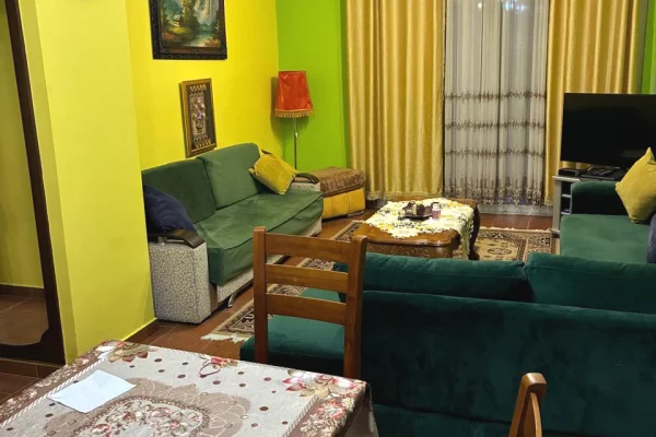 Shtepi me qera Apartament ne Tirane, 1+1, Mobilimi E mobiluar, Pagesa 500  Euro.