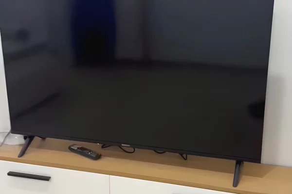 Shtepi me qera Apartament ne Tirane, Garsoniere, Mobilimi E mobiluar, Pagesa 300  Euro.