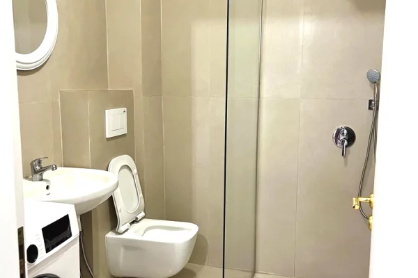 Shtepi me qera Apartament ne Tirane, 2+1, Mobilimi E mobiluar, Pagesa 600  Euro.