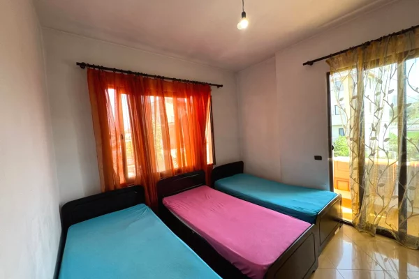 Shtepi me qera Apartament ne Tirane, 1+1, Mobilimi E mobiluar, Pagesa 450  Euro.