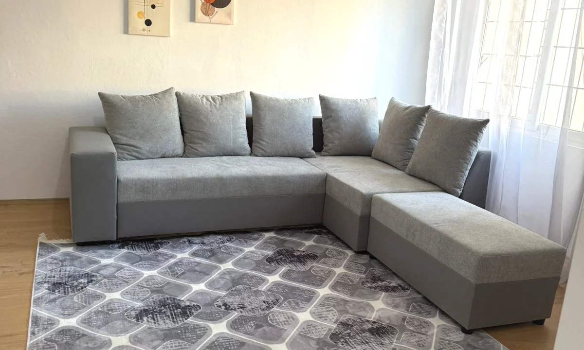 Shtepi me qera Apartament ne Tirane, 1+1, Mobilimi E mobiluar, Pagesa 500  Euro.