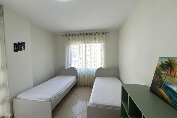 Shtepi me qera Apartament ne Tirane, 2+1, Mobilimi E mobiluar, Pagesa 500  Euro.