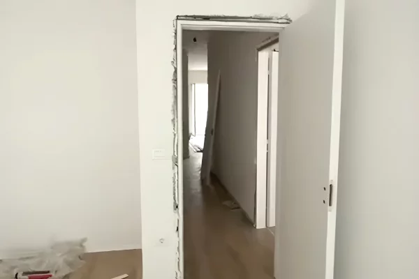 Shtepi me qera Apartament ne Tirane, 2+1, Mobilimi Bosh, pa mobiluar, Pagesa 186,830  Euro.