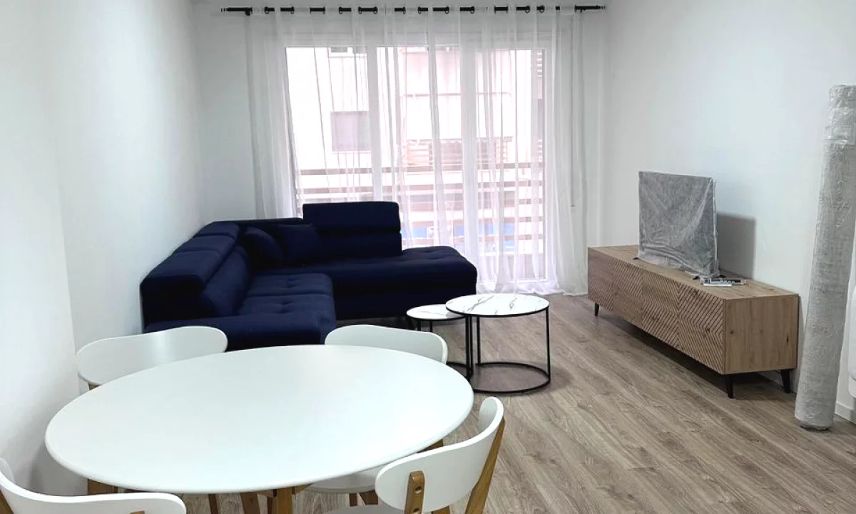 Shtepi me qera Apartament ne Tirane, 1+1, Mobilimi E mobiluar, Pagesa 600  Euro.