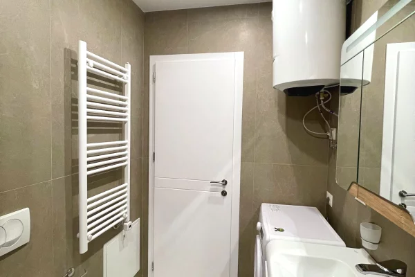 Shtepi me qera Apartament ne Tirane, 2+1, Mobilimi E mobiluar, Pagesa 950  Euro.