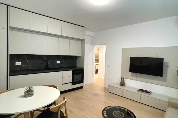 Shtepi me qera Apartament ne Tirane, 2+1, Mobilimi E mobiluar, Pagesa 950  Euro.