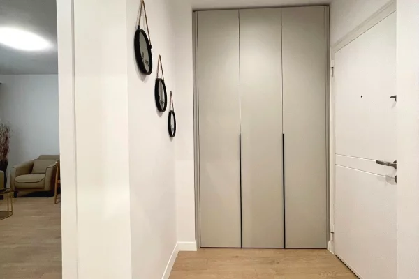 Shtepi me qera Apartament ne Tirane, 2+1, Mobilimi E mobiluar, Pagesa 950  Euro.