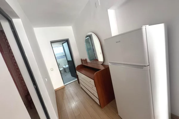 Shtepi me qera Apartament ne Tirane, 1+1, Mobilimi E mobiluar, Pagesa 450  Euro.