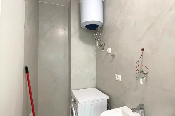 Shtepi me qera Apartament ne Tirane, 2+1, Mobilimi E mobiluar, Pagesa 500  Euro.