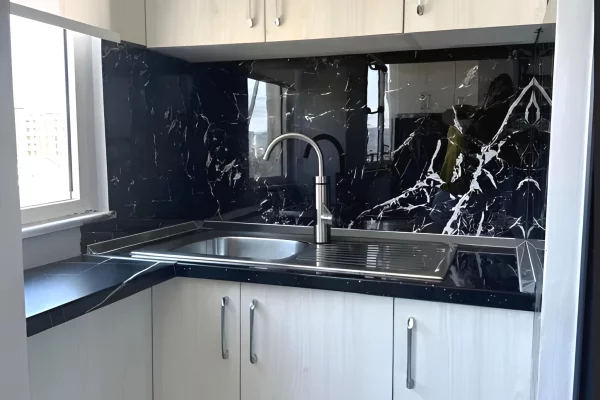 Shtepi me qera Apartament ne Tirane, 2+1, Mobilimi E mobiluar, Pagesa 600  Euro.