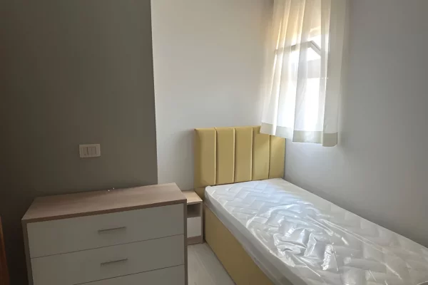 Shtepi me qera Apartament ne Tirane, 2+1, Mobilimi E mobiluar, Pagesa 600  Euro.
