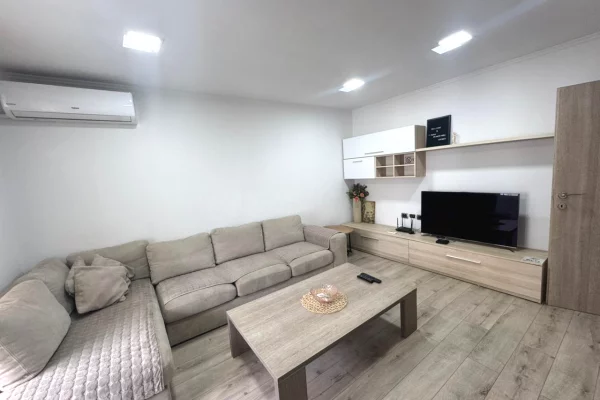 House for Rent 2+1 in Tirana - 700 Euro