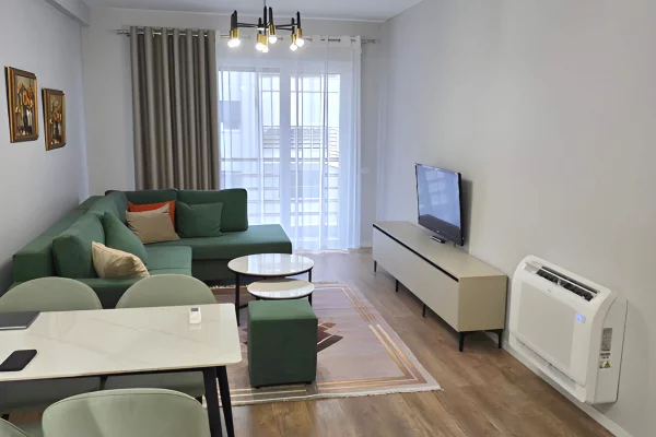 Shtepi me qera 1+1 ne Tirane - 650 Euro