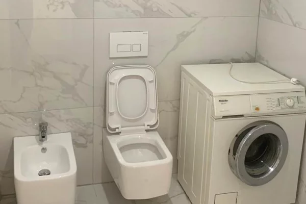 Shtepi me qera Apartament ne Tirane, 1+1, Mobilimi E mobiluar, Pagesa 450  Euro.