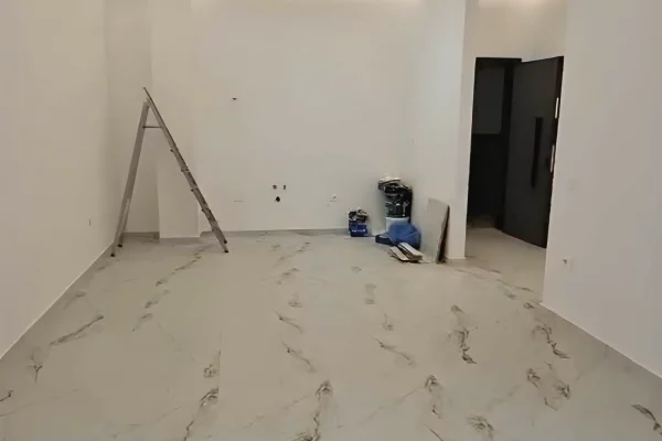 Ambient biznesi me qera 3+1 ne Tirane - 700 Euro