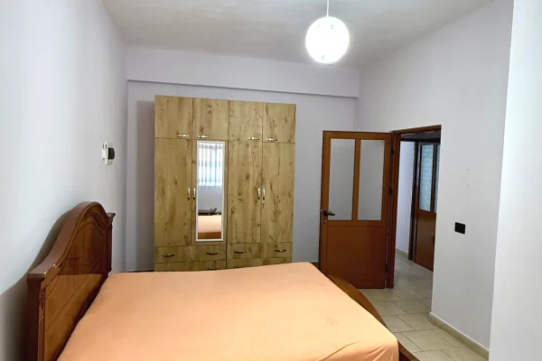 Shtepi me qera Apartament ne Tirane, 1+1, Mobilimi E mobiluar, Pagesa 350  Euro.