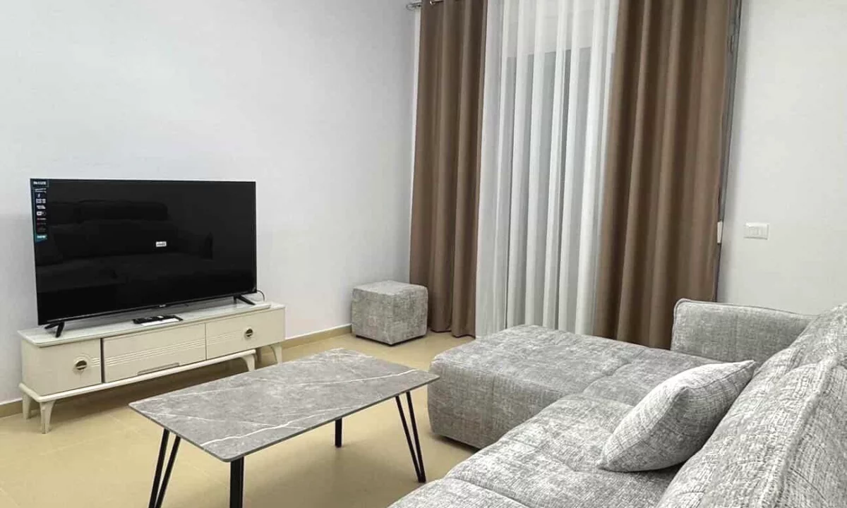 Shtepi me qera Apartament ne Tirane, 2+1, Mobilimi E mobiluar, Pagesa 650  Euro.