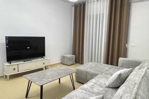 Apartament 2+1+2 me qira – Rruga e Kavajës, pranë Report TV !