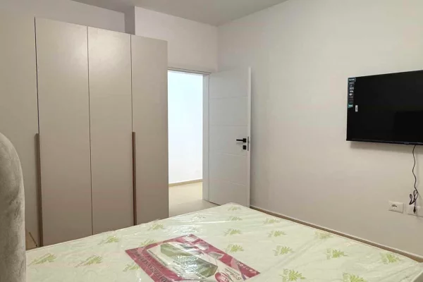 Shtepi me qera Apartament ne Tirane, 2+1, Mobilimi E mobiluar, Pagesa 650  Euro.
