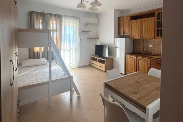 Shtepi me qera Apartament ne Tirane, Garsoniere, Mobilimi E mobiluar, Pagesa 400  Euro.