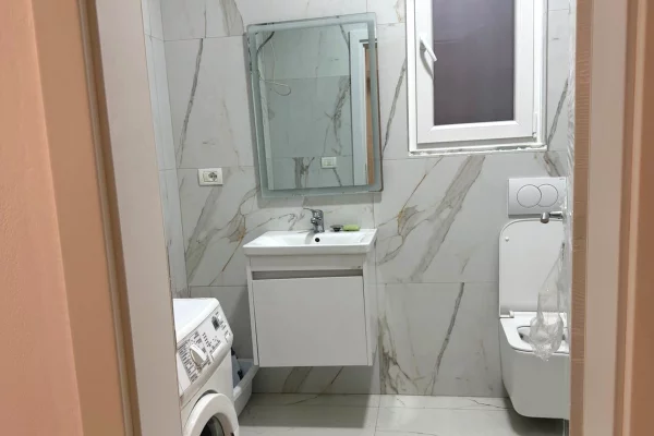 Shtepi me qera Apartament ne Tirane, 2+1, Mobilimi E mobiluar, Pagesa 500  Euro.