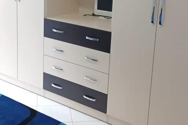 Shtepi me qera Apartament ne Tirane, 2+1, Mobilimi E mobiluar, Pagesa 400  Euro.