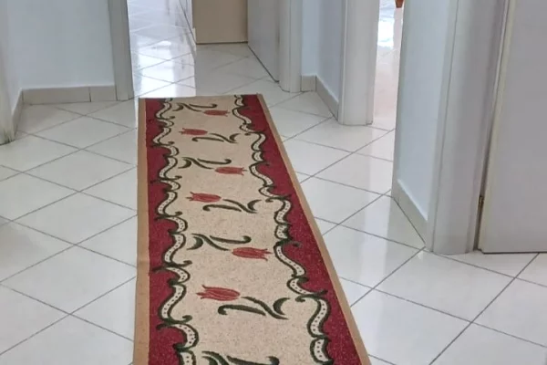 Shtepi me qera Apartament ne Tirane, 2+1, Mobilimi E mobiluar, Pagesa 400  Euro.