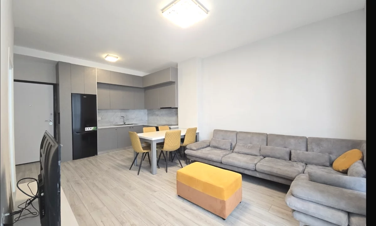 Shtepi me qera Apartament ne Tirane, 1+1, Mobilimi E mobiluar, Pagesa 730  Euro.