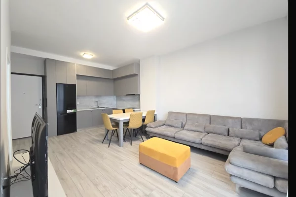 JEPET APARTAMENT 1+1 ME QIRA – Komuna e Parisit - Pallat i sapopërfunduar me 2 ashensorë !