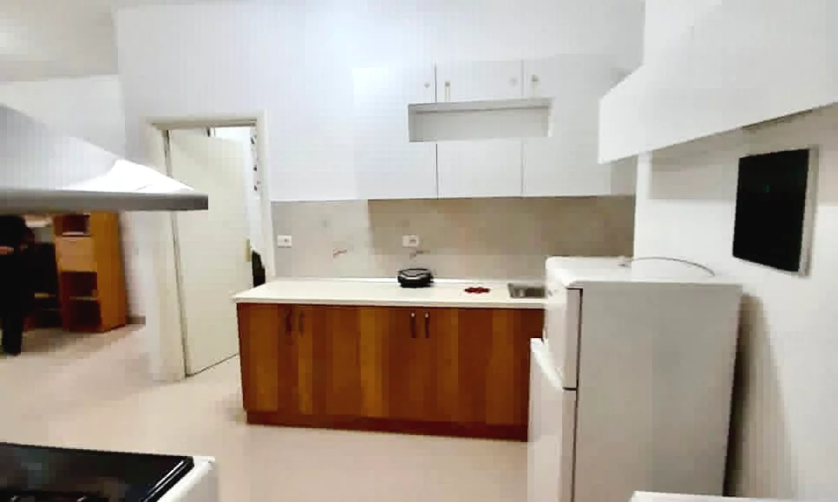 Shtepi me qera Apartament ne Tirane, 1+1, Mobilimi E mobiluar, Pagesa 500  Euro.