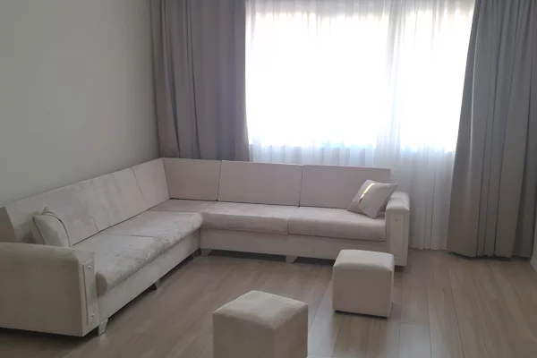 Appartamento in affitto a Tirana 1+1, Arredato