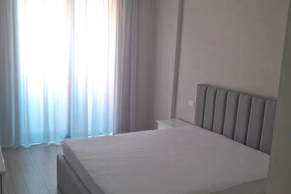 Appartamento in affitto a Tirana 1+1, Arredato