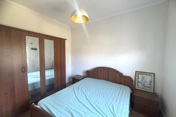 Shtepi me qera Apartament ne Tirane, 1+1, Mobilimi E mobiluar, Pagesa 370  Euro.