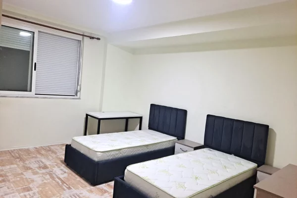 Appartamento in affitto a Tirana 2+1, Arredato