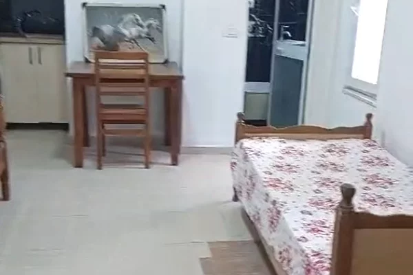 Shtepi me qera Garsoniere ne Tirane - 300 Euro