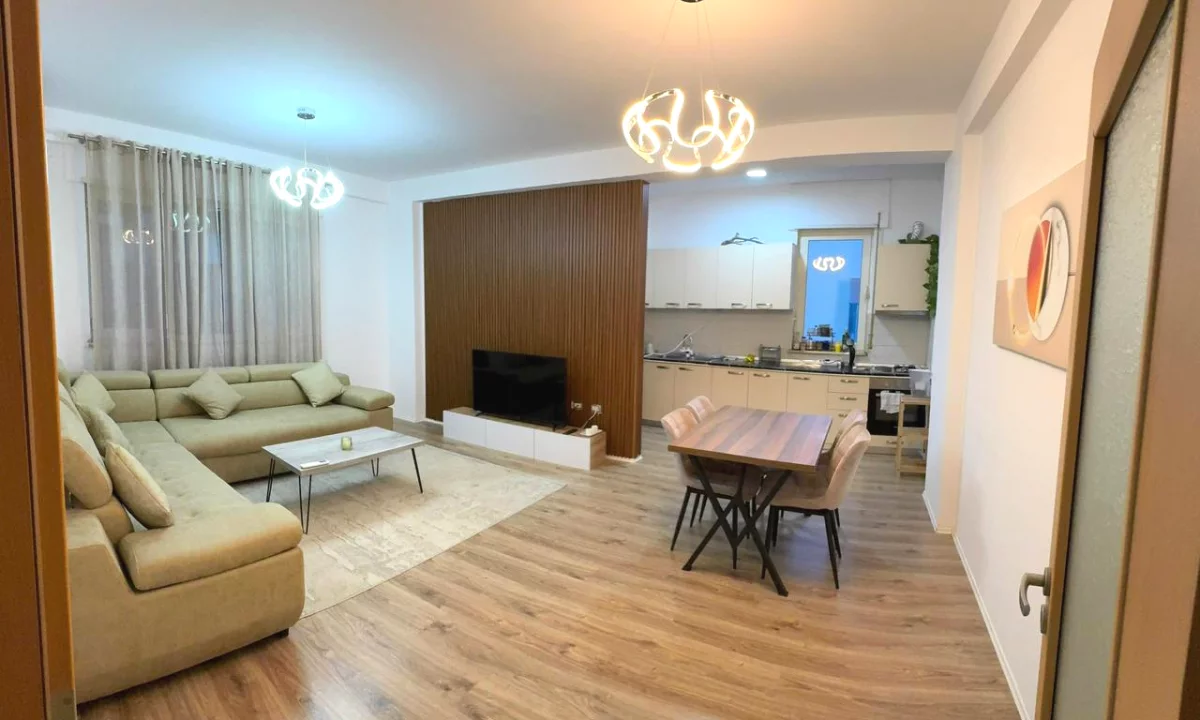Shtepi me qera Apartament ne Tirane, 1+1, Mobilimi E mobiluar, Pagesa 600  Euro.