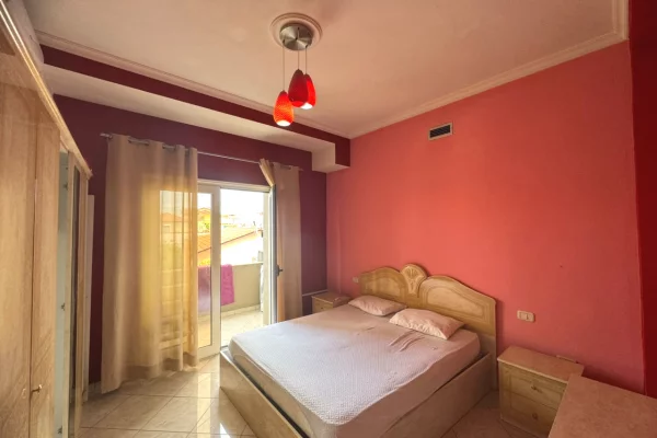 Shtepi me qera Apartament ne Tirane, 1+1, Mobilimi E mobiluar, Pagesa 400  Euro.