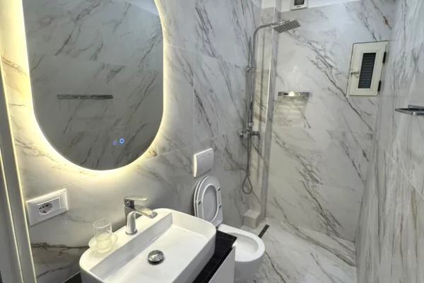 Shtepi me qera Apartament ne Tirane, 1+1, Mobilimi E mobiluar, Pagesa 400  Euro.