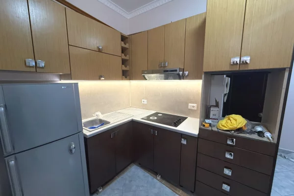 Shtepi me qera Apartament ne Tirane, 2+1, Mobilimi E mobiluar, Pagesa 450  Euro.