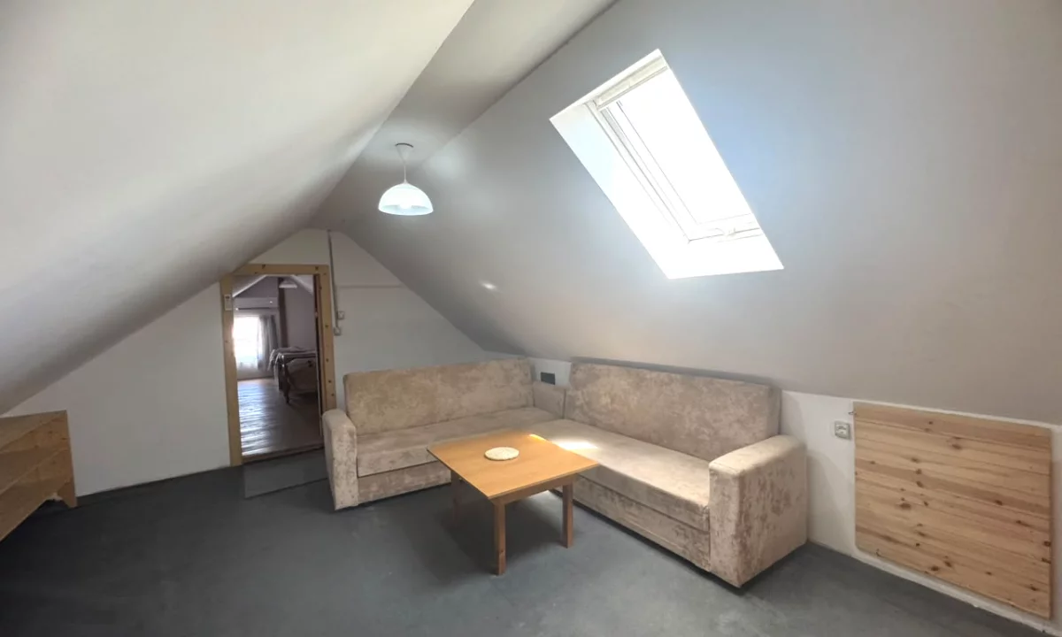 Shtepi me qera Apartament ne Tirane, 1+1, Mobilimi E mobiluar, Pagesa 350  Euro.