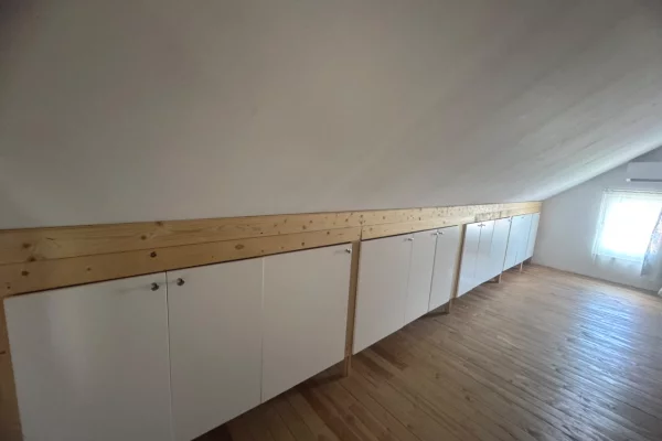 Shtepi me qera Apartament ne Tirane, 1+1, Mobilimi E mobiluar, Pagesa 350  Euro.