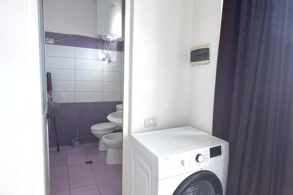 Shtepi me qera Apartament ne Tirane, 1+1, Mobilimi E mobiluar, Pagesa 350  Euro.