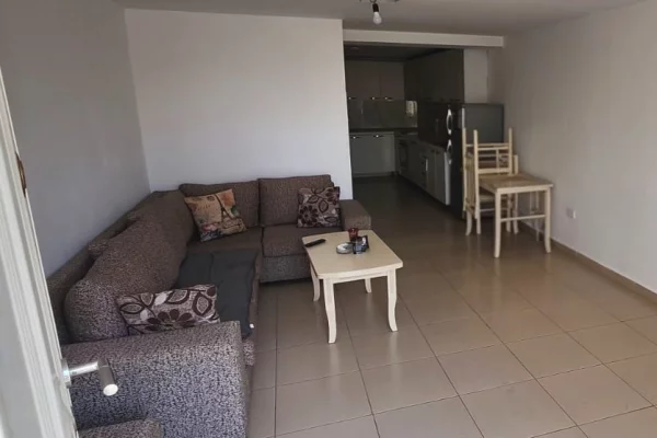 Shtepi me qera Apartament ne Tirane, 2+1, Mobilimi E mobiluar, Pagesa 450  Euro.