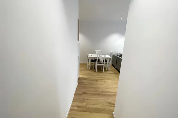 Shtepi me qera Apartament ne Tirane, 1+1, Mobilimi E mobiluar, Pagesa 350  Euro.