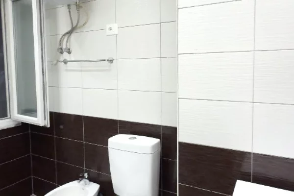 Shtepi me qera Apartament ne Tirane, 1+1, Mobilimi E mobiluar, Pagesa 500  Euro.