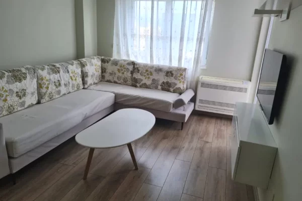 Shtepi me qera 1+1 ne Tirane - 430 Euro